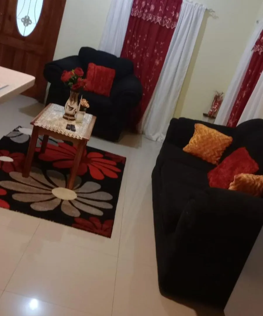 Royal Vybez Vacation Homes Spanish Town 0*,